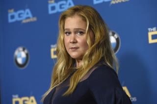 Amy Schumer Has Good Reason to Skip Hubby's Last Name