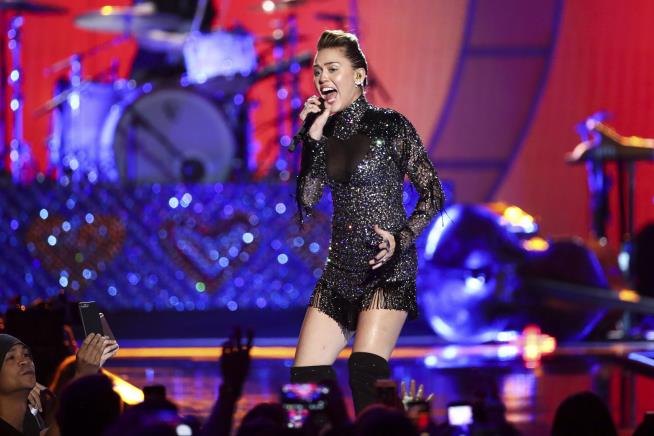 $300M Suit Claims Miley Hit Is a Rip-Off