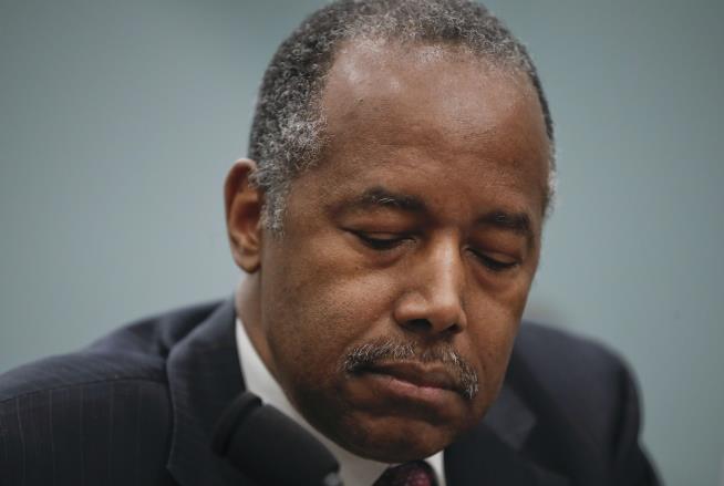 Ben Carson on $31K Dining Set: 'I Left It to My Wife'