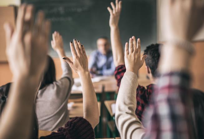 Solution for US Teacher Shortage Slammed as 'Abuse'