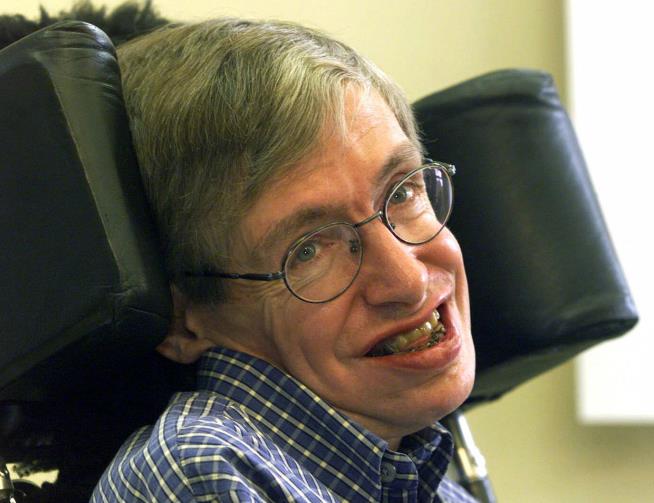 Hawking's Family Offers Ticket Lottery for Service