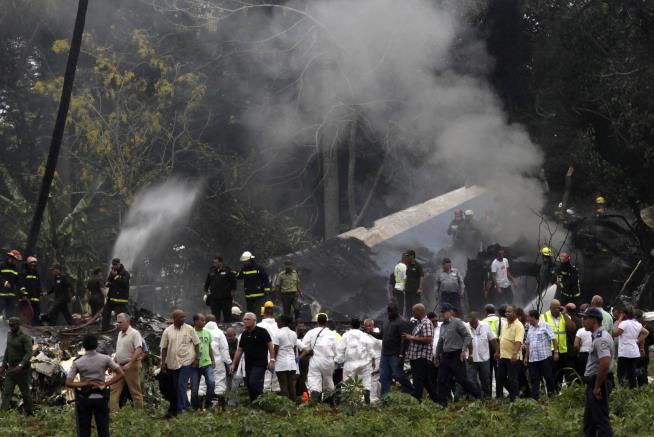 About 100 Feared Dead in Cuba Plane Crash