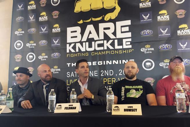 First Major Bare-Knuckle Boxing Event in 130 Years Gets Bloody