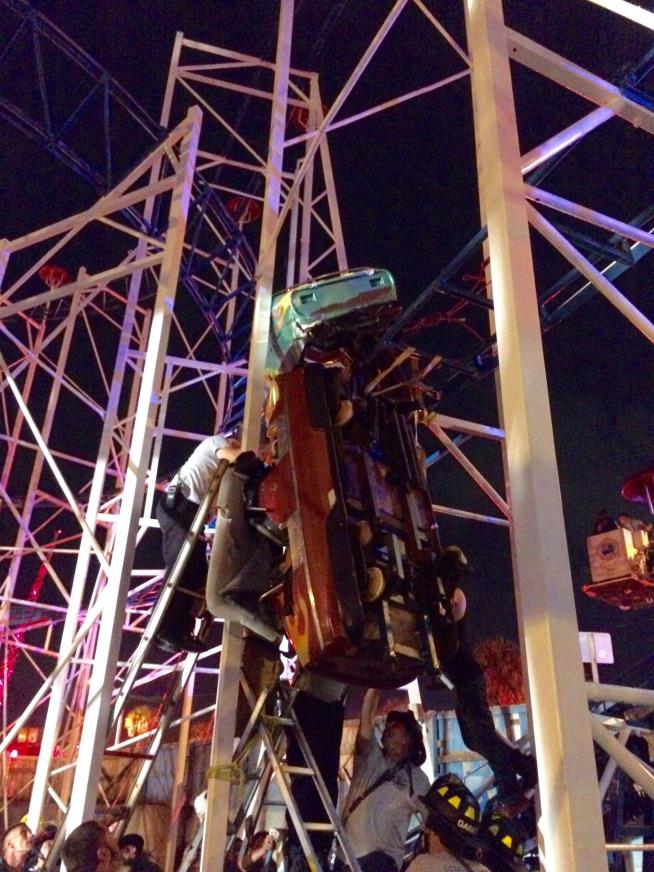 6 Hurt After Florida Roller Coaster Car Left Dangling