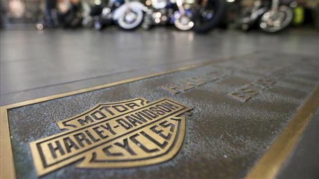New Tariffs Force Harley-Davidson to Swallow $2K Per Bike