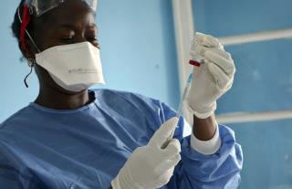 Denver Hospital Isolates Man With Suspected Ebola
