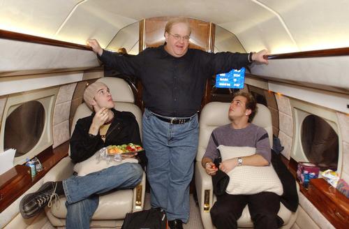 Today's Hitchhikers Fly by Cushy Private Jet