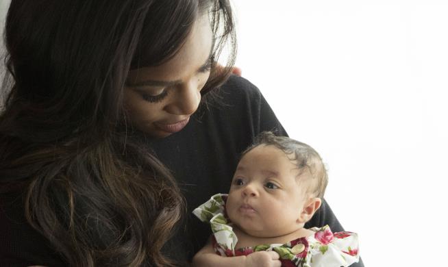 Serena Cites New-Mom 'Funk,' Ditches Competition