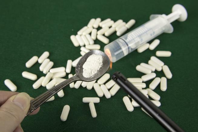 29 Sickened After Prisoner Shows Signs of Overdose