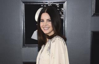 Lana Del Rey Cancels Show in Israel Amid Pressure