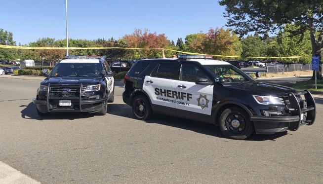 Deputy Killed in Shootout at Calif. Auto Parts Store