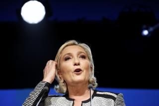 Le Pen: I'm Defying Order for Psych Evaluation