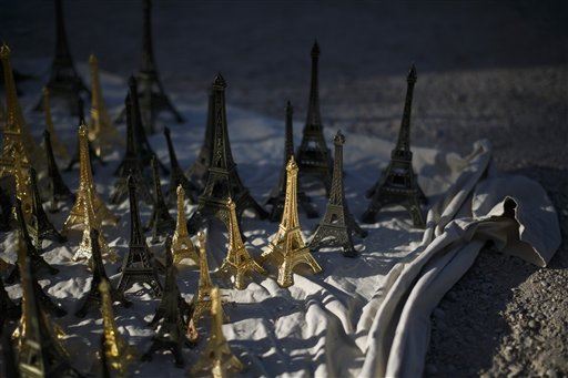 French Cops Seize 20 Tons of Mini Eiffel Towers