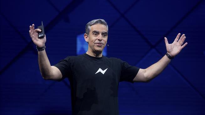 Facebook Exec Fires Back at WhatsApp Founder