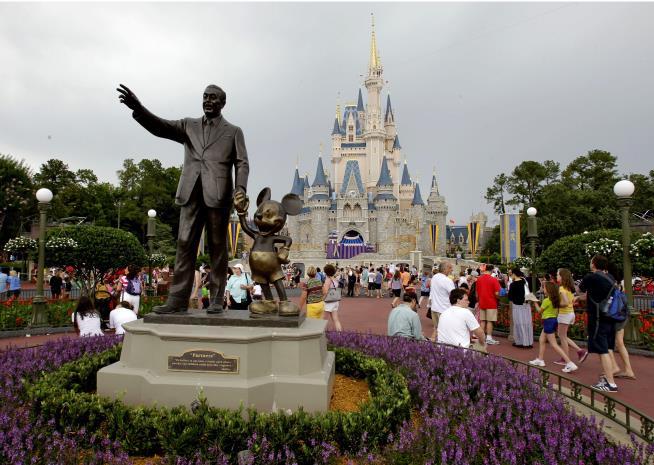 Guy's Disney Proposal Didn't Get Fairytale Ending