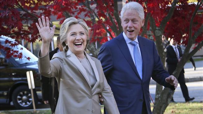 A Bomb Was Sent to Hillary, Bill Clinton