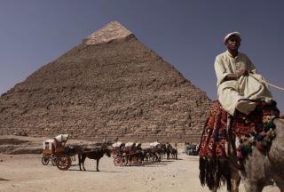 Key to How Pyramids Were Built: A Ramp?