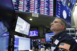 Tech Stocks Lead Slump on Wall Street