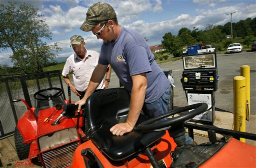 Riding Mowers Sputter With US Economy