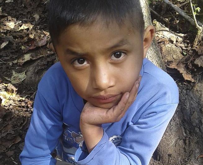Swabs Reveal Clue in Migrant Boy's Death