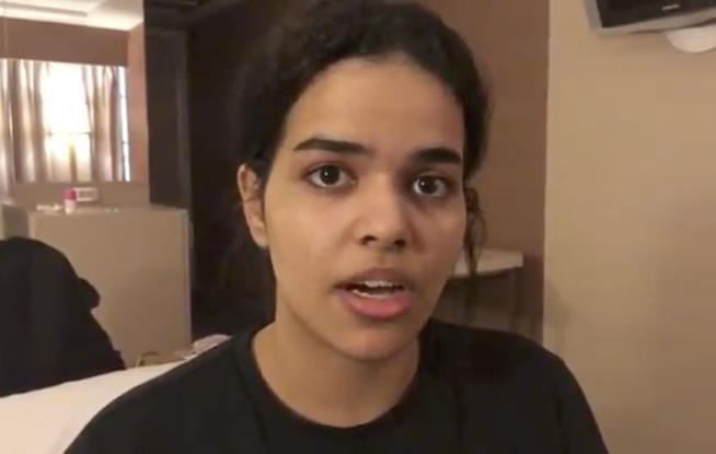 Atheist Saudi Teen Pleads for Asylum