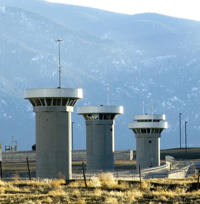 Guzman Likely Bound for 'Escape-Proof' Prison