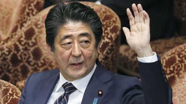 Abe Has Praise for Trump, but Won't Answer Nobel Question