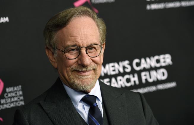 Netflix Responds to Spielberg Over Oscars