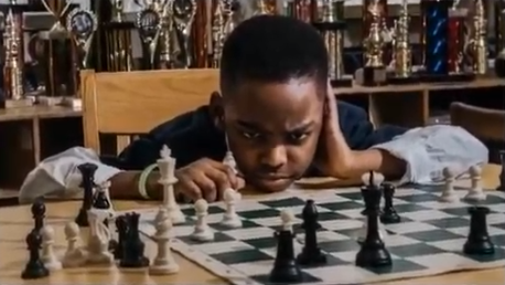 Meet the Homeless Refugee Who Kills at Chess