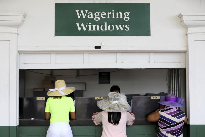Derby Offers $10 to Bettors Who Backed Disqualified Winner