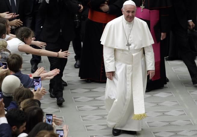Pope on Abortion: It's Like Hiring a 'Hitman'