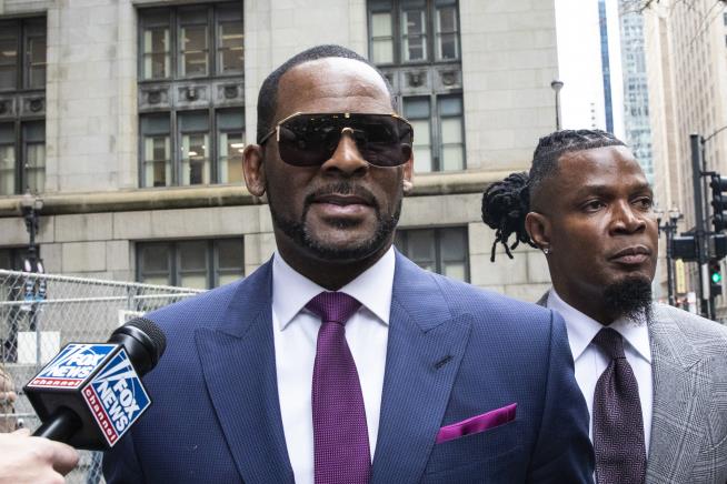 R. Kelly Hit With 11 New Sex-Related Charges