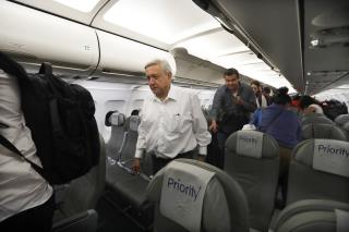 To Cover US Deal, Mexico's President Will Sell His Plane