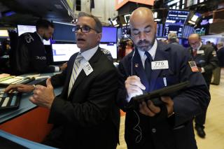 Markets Tumble Anew on Trade Fears