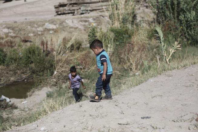 Reports Paint Grim Picture for Detained Migrant Children