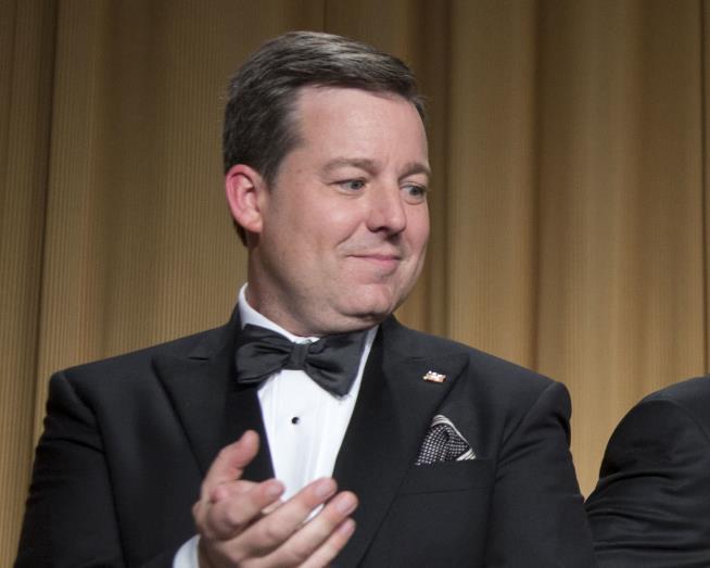 Fox's Ed Henry Delivers Emotional On-Air News