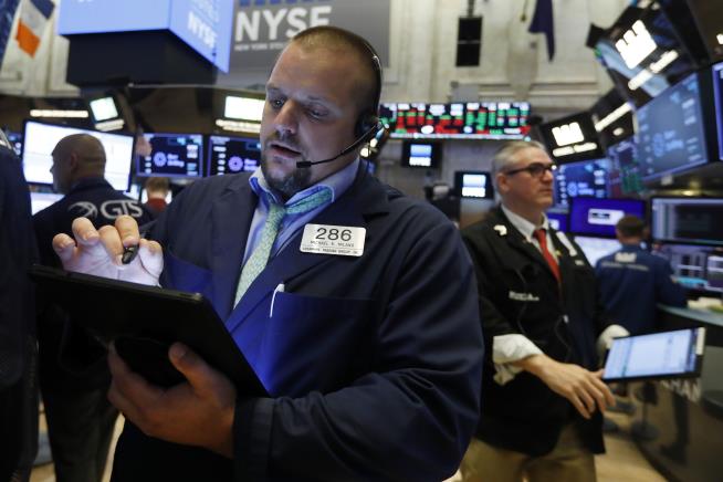 Stocks Sink After Trump Raises Tariffs
