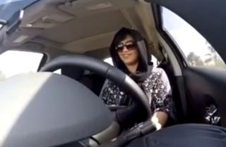 Big Break for Saudi Women: Now They Can Leave