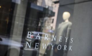 High-End Clothier to Shutter Most Stores