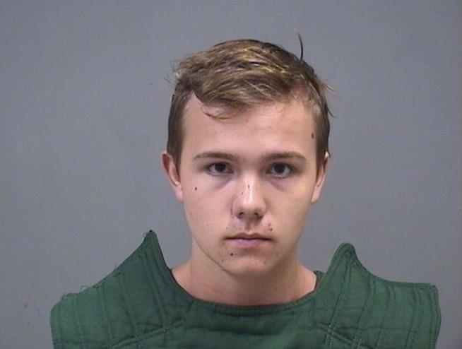 FBI Busts Teen for Online Threats, Finds 25 Firearms