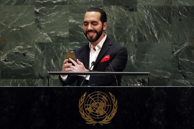 A Selfie, Then the UN Speech