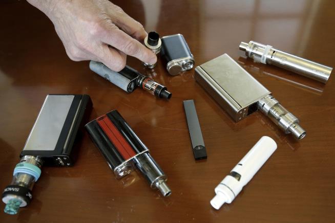 Number of Vaping-Related Deaths in US Is Now 16
