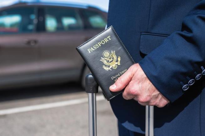 Journalist: CBP Officer Held My Passport Until I Said 'Yes'