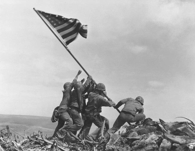 Marines: 2nd Man in Iconic Photo Was Misidentified