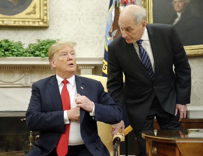 Trump Disputes That Kelly Left With a Warning