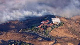Fire Surrounds Reagan Library Amid Historic Winds