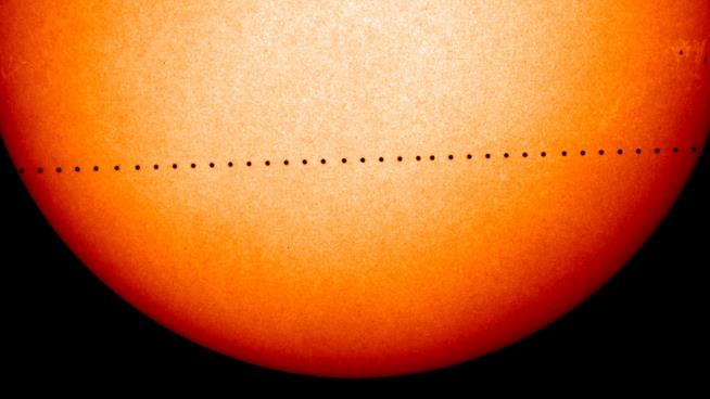 Mercury Puts on Rare Show For Us Next Week