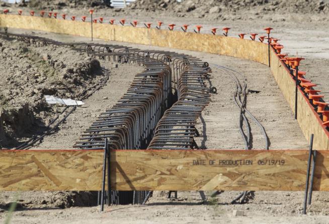 Judge: Trump Can't Use $3.6B in Pentagon Funds for Border Wall