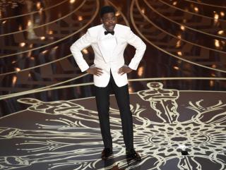 Oscars Plan: Big Names and Pizzazz, but No Host