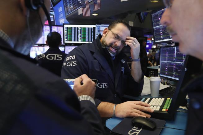 Stock Indexes Gain, a Day After Big Drop